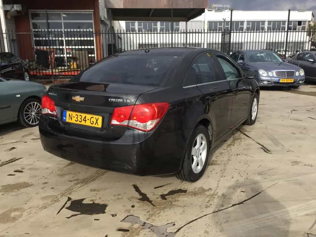 Chevrolet Cruze 1.6 01/2012-photo-3
