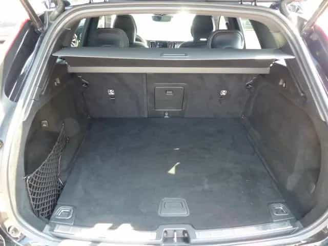Volvo XC60 R Design B4 Aut.EU6d*PANO*360°*H+K*HUD* 06/2021-photo-16