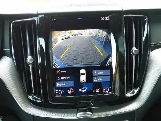 Volvo XC60 R Design B4 Aut.EU6d*PANO*360°*H+K*HUD* 06/2021-photo-8