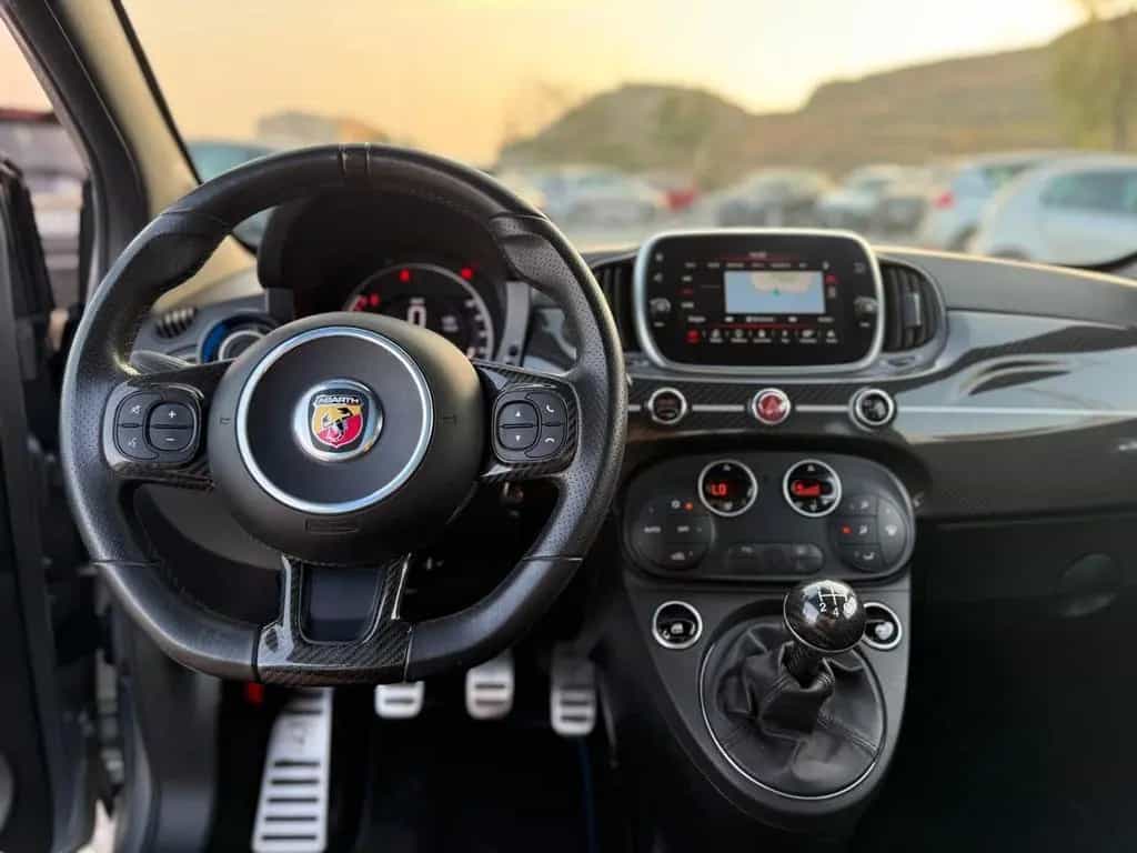 Abarth 695 1.4 Turbo T-Jet Rivale 11/2018-photo-9