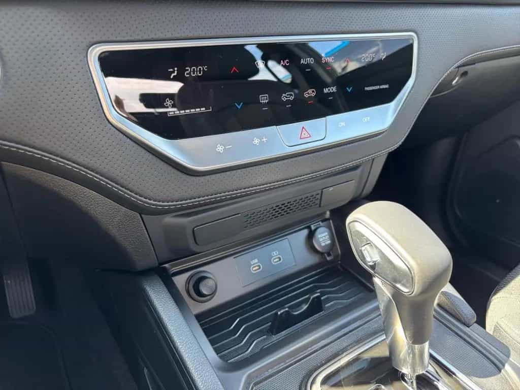 Ssangyong Musso Grand Quartz 2,2AT,4X4 AHK 3,5TAnh.La.Navi 01/2025-photo-14