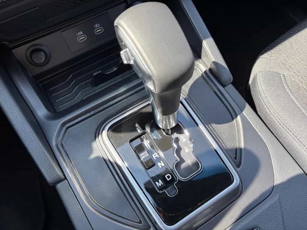 Ssangyong Musso Grand Quartz 2,2AT,4X4 AHK 3,5TAnh.La.Navi 01/2025-photo-17