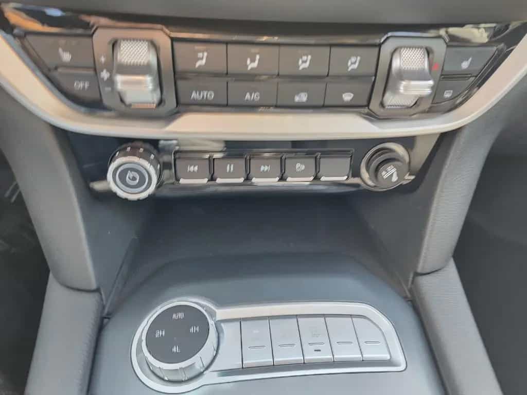 Foton 3 PICK UP 4X4 LED LEDER AUTOM. KAMERA PDC null-photo-19