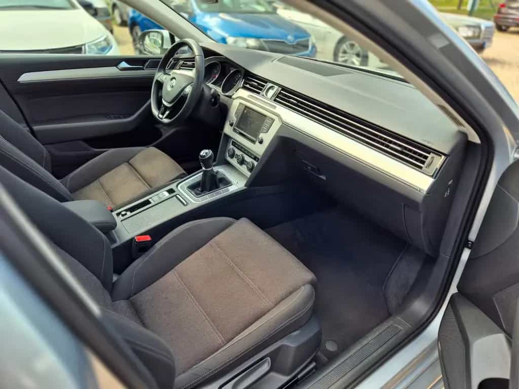 Volkswagen Passat Comfortline BMT *Pano *Navi *PDC *DAB 02/2015-photo-10
