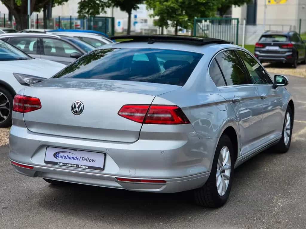 Volkswagen Passat Comfortline BMT *Pano *Navi *PDC *DAB 02/2015-photo-5