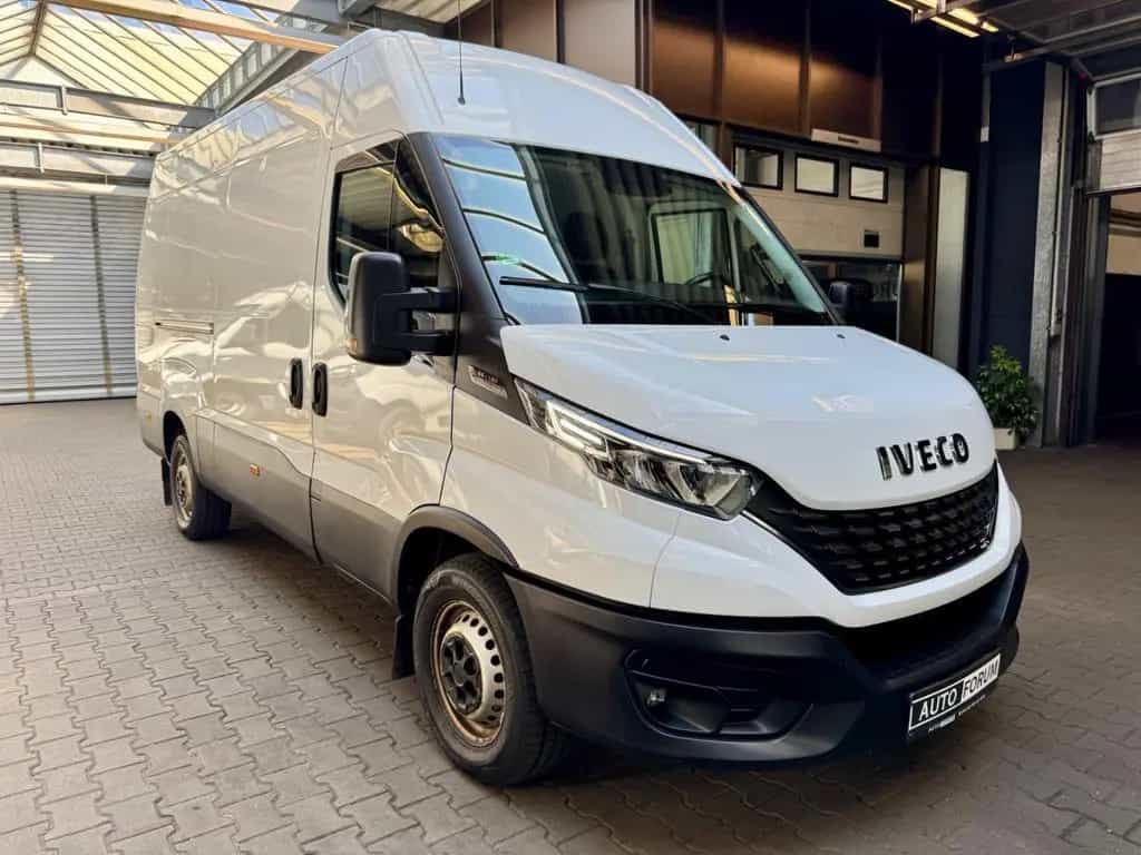 Iveco Other Daily 3.0 D 3520L L3H2 AUTOMATIK CAM 3,5tAHK LED 02/2022-photo-1