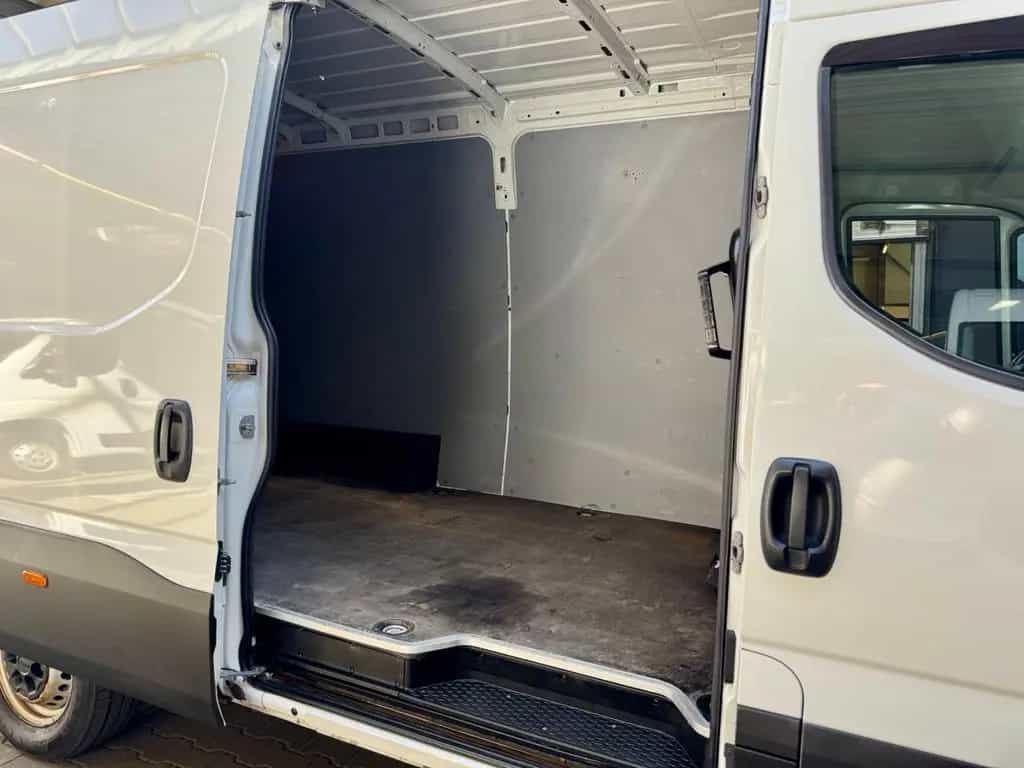 Iveco Other Daily 3.0 D 3520L L3H2 AUTOMATIK CAM 3,5tAHK LED 02/2022-photo-11