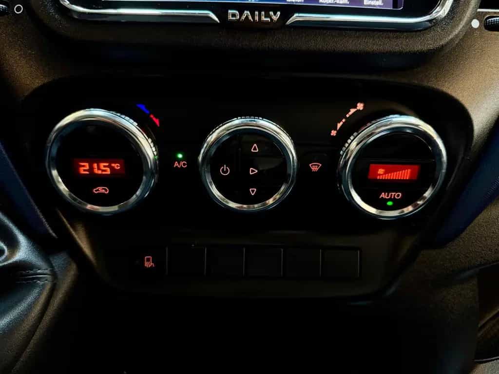 Iveco Other Daily 3.0 D 3520L L3H2 AUTOMATIK CAM 3,5tAHK LED 02/2022-photo-22