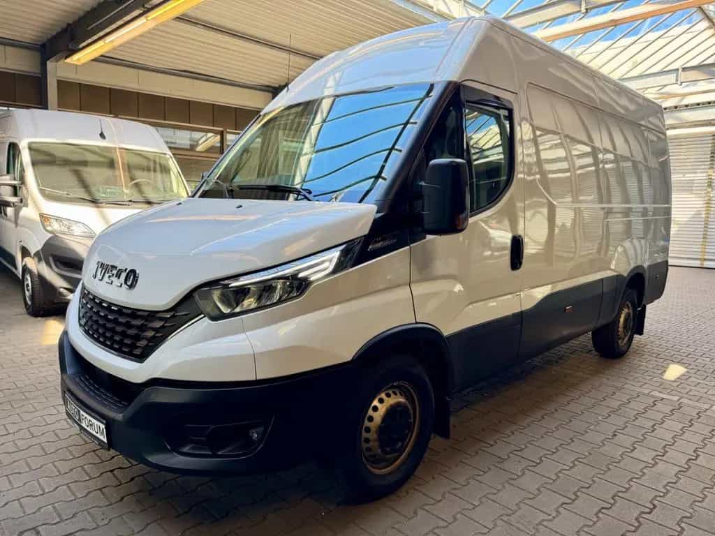 Iveco Other Daily 3.0 D 3520L L3H2 AUTOMATIK CAM 3,5tAHK LED 02/2022-photo-3