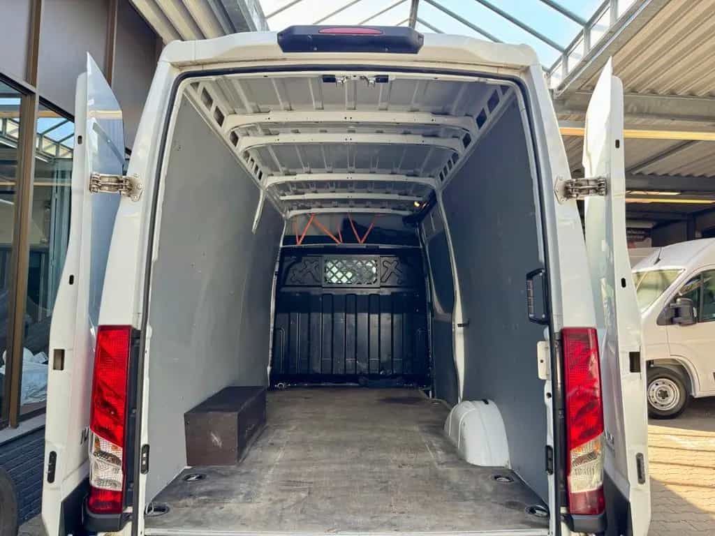 Iveco Other Daily 3.0 D 3520L L3H2 AUTOMATIK CAM 3,5tAHK LED 02/2022-photo-8