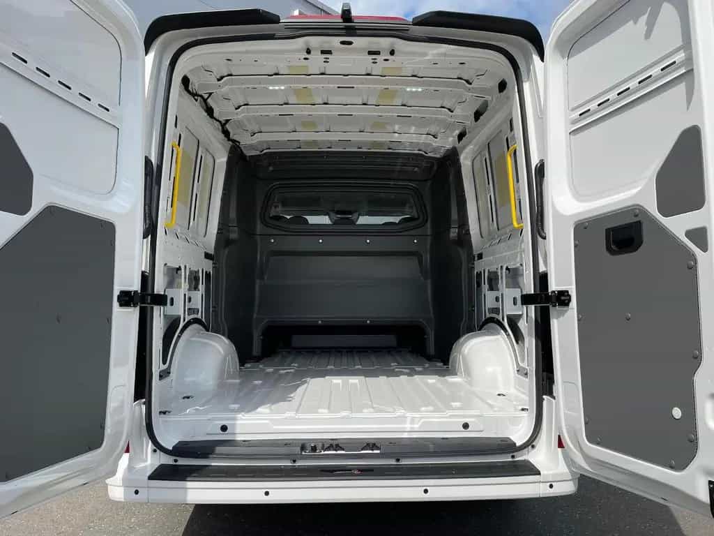 MAN TGE 3.200 L3H2 MIXTO 4x4 Individual S ACC STHZ 01/2026-photo-27