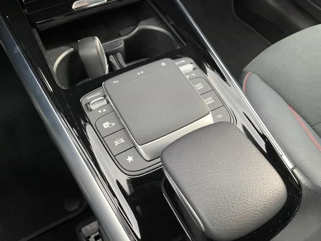 Mercedes-Benz GLA-Class d AMG-Line Navi+LED+Kamera+DAB 05/2022-photo-13