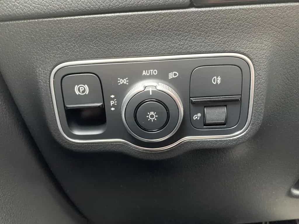 Mercedes-Benz GLA-Class d AMG-Line Navi+LED+Kamera+DAB 05/2022-photo-24