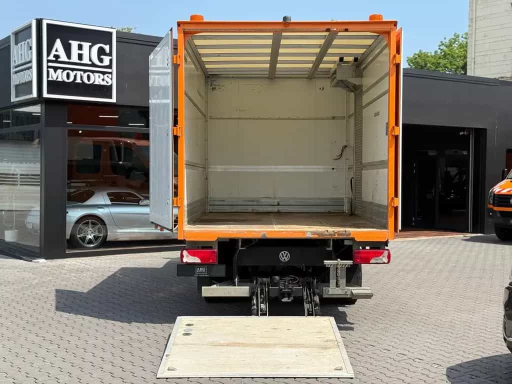 Volkswagen Crafter 02/2018-photo-13