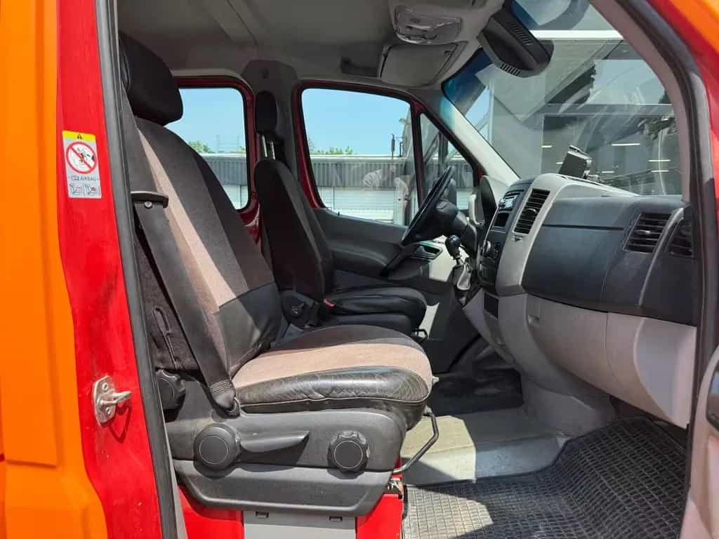 Volkswagen Crafter 02/2018-photo-16