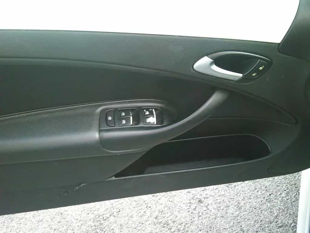 Saab 9-3 Cabriolet 1.9 TiD 16V DPF Linear 01/2010-photo-4