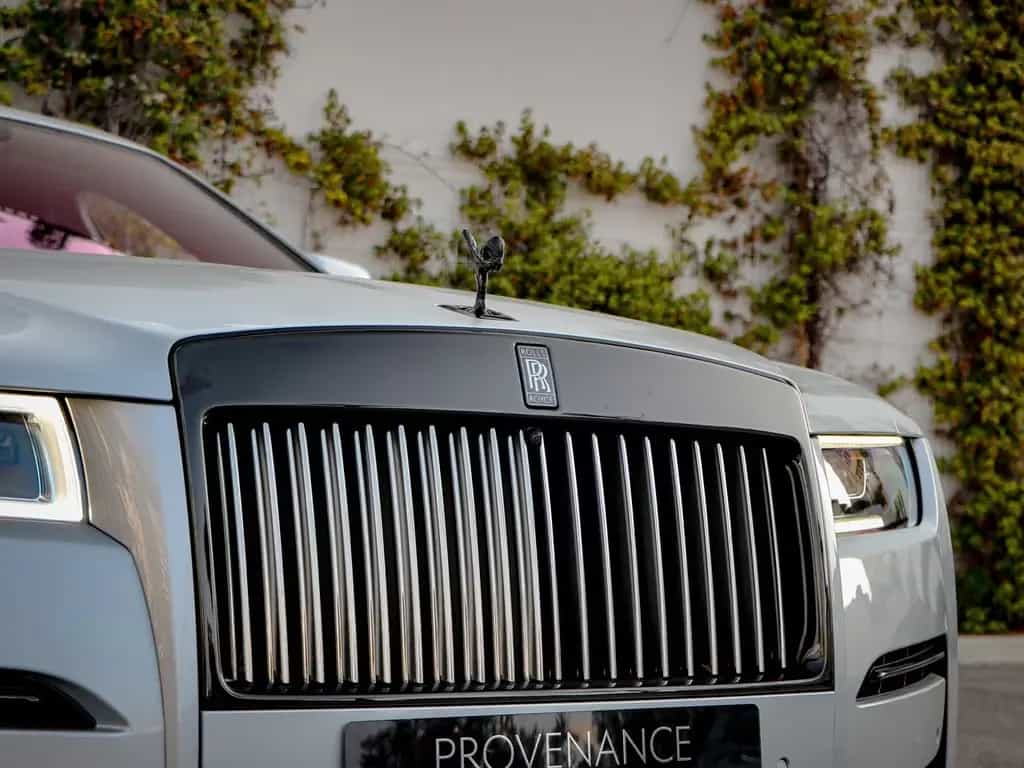 Rolls-Royce Ghost Black Badge Ghost 10/2024-photo-12