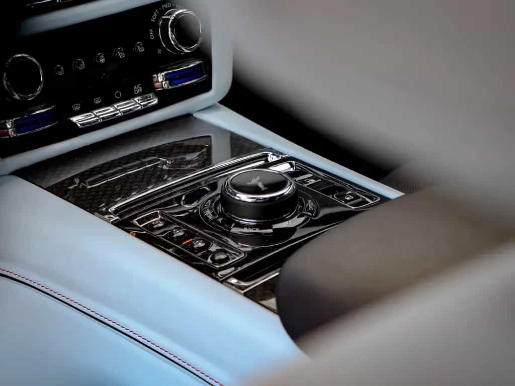 Rolls-Royce Ghost Black Badge Ghost 10/2024-photo-21