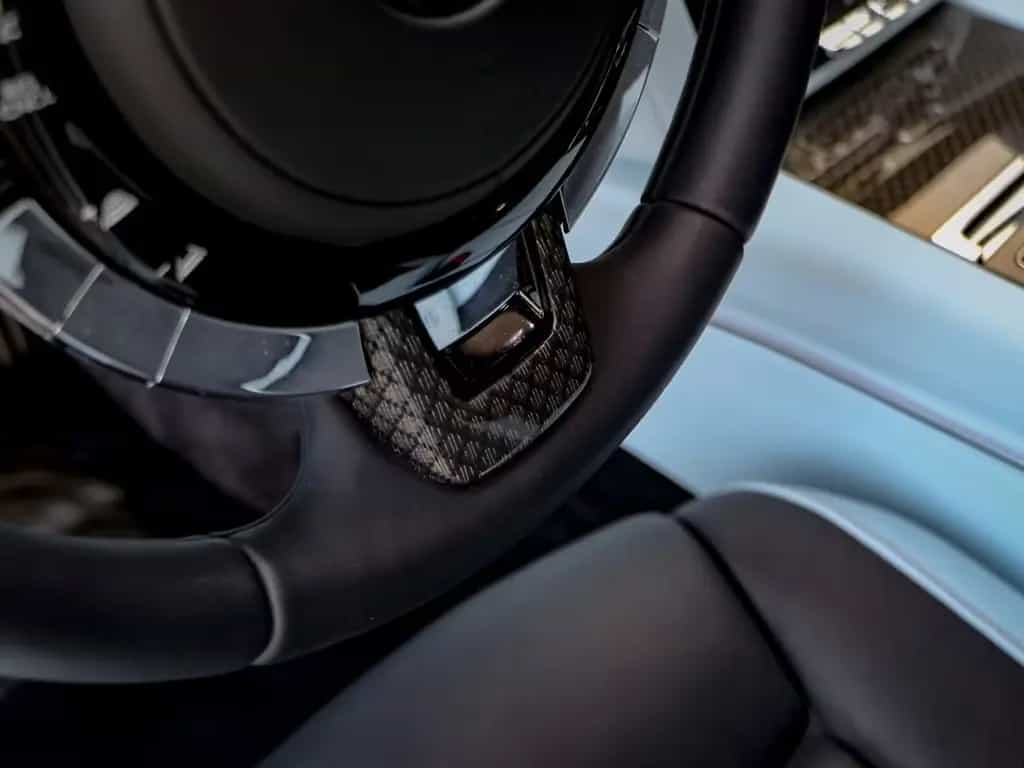 Rolls-Royce Ghost Black Badge Ghost 10/2024-photo-31