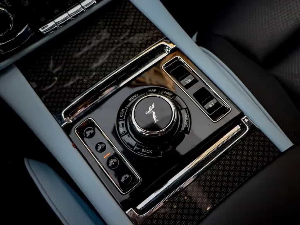 Rolls-Royce Ghost Black Badge Ghost 10/2024-photo-35