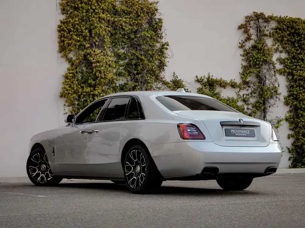 Rolls-Royce Ghost Black Badge Ghost 10/2024-photo-7