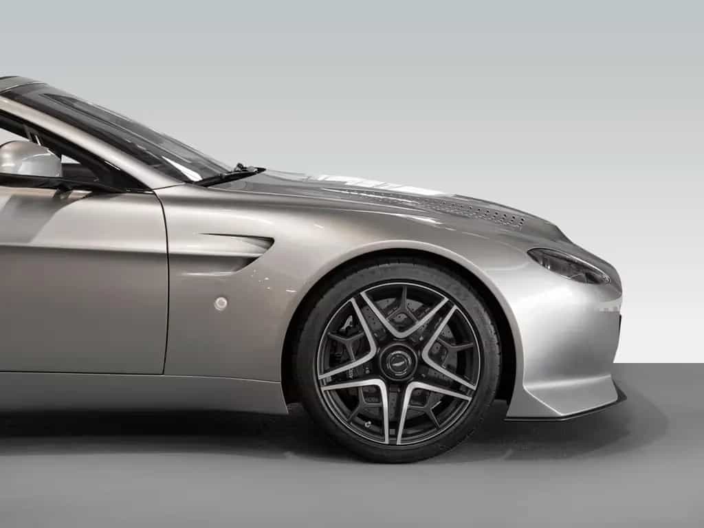 Aston Martin V12 Vantage V600 | 1 of 7 01/2019-photo-7