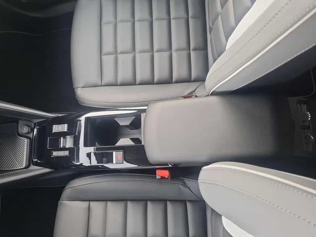 Citroën C4 CarPlay|NAVI|SHZ|Kamera|Klimaaut.|LED|1.Hd 06/2025-photo-14