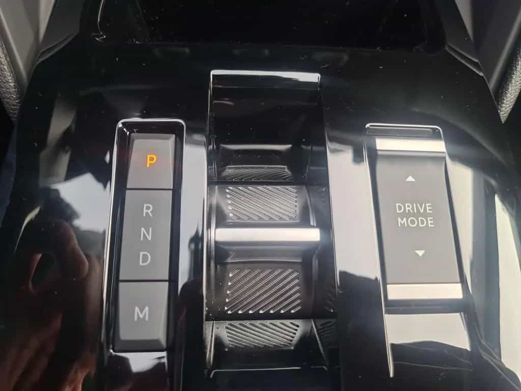 Citroën C4 CarPlay|NAVI|SHZ|Kamera|Klimaaut.|LED|1.Hd 06/2025-photo-17