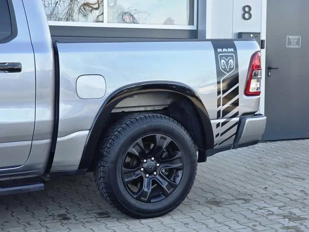 Dodge RAM 1500 5.7 4x4 Bighorn Night LED Kamera AHK 10/2020-photo-18