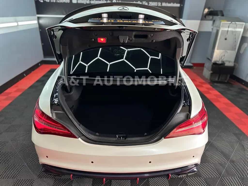 Mercedes-Benz CLA-Class 45 AMG CLA -Klasse CLA 45 AMG 4Matic 04/2017-photo-9