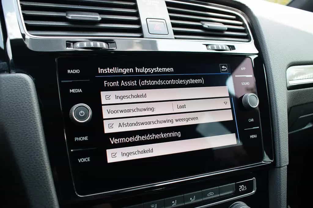 Volkswagen Golf R, AUTOM, APPLE/ANDROID, LED, ACC, DAB, DRI 05/2020-photo-16