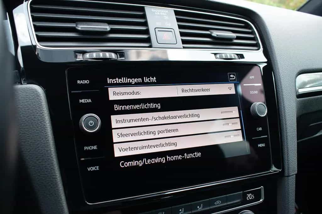 Volkswagen Golf R, AUTOM, APPLE/ANDROID, LED, ACC, DAB, DRI 05/2020-photo-17