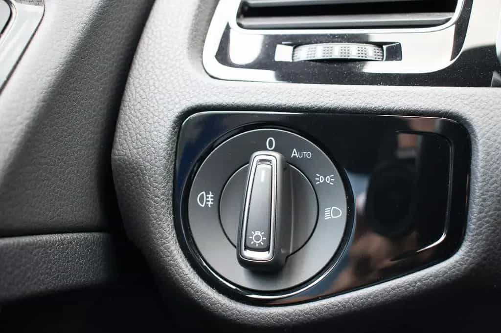 Volkswagen Golf R, AUTOM, APPLE/ANDROID, LED, ACC, DAB, DRI 05/2020-photo-22