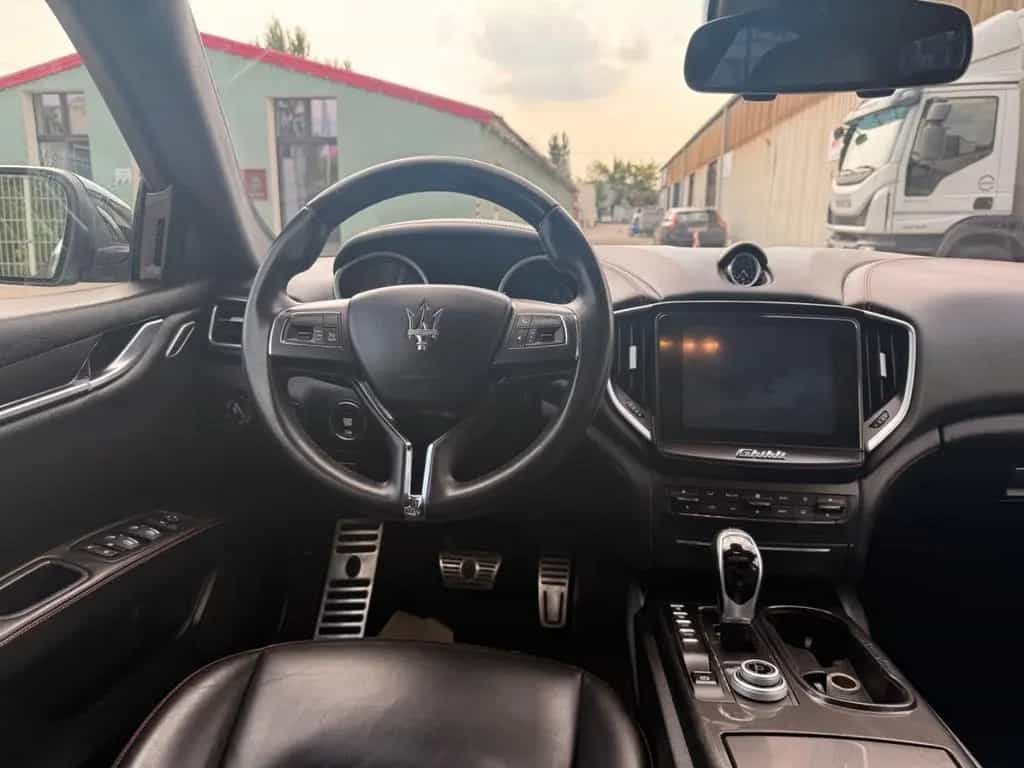 Maserati Ghibli 3.0 V6 S Automatik 07/2017-photo-10