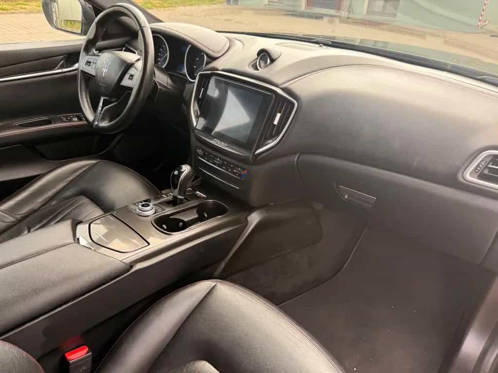 Maserati Ghibli 3.0 V6 S Automatik 07/2017-photo-11