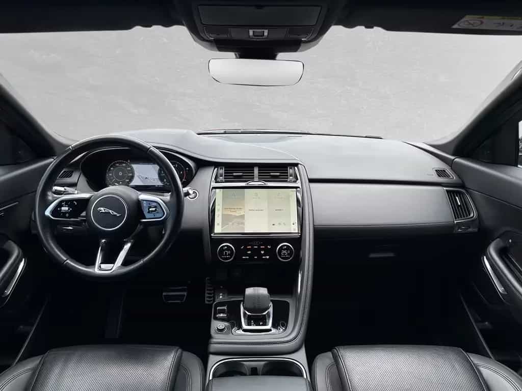 Jaguar E-Pace SE D200 Pano AHK 19 Zoll 3D Kam Keyless 02/2021-photo-3