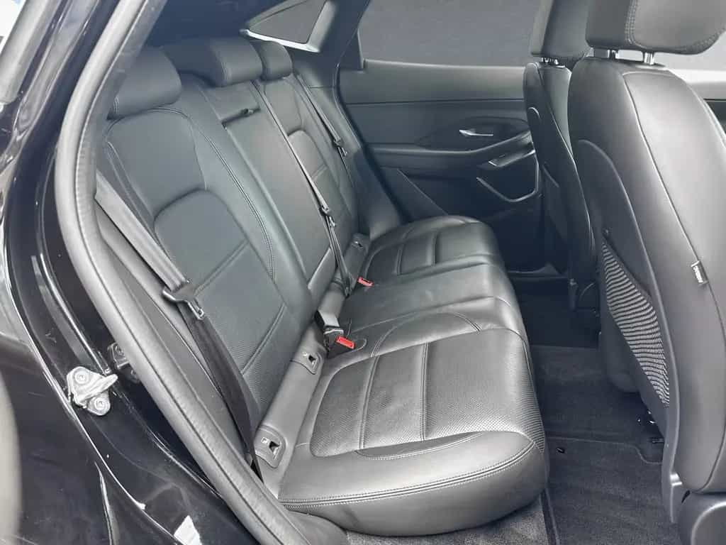 Jaguar E-Pace SE D200 Pano AHK 19 Zoll 3D Kam Keyless 02/2021-photo-4