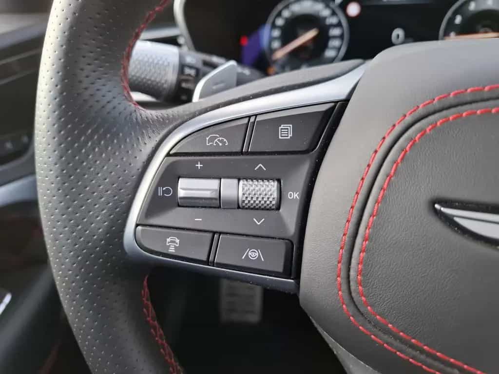 Genesis G70 GX8 Shooting Brake 2.0T AWD Sport 03/2024-photo-21