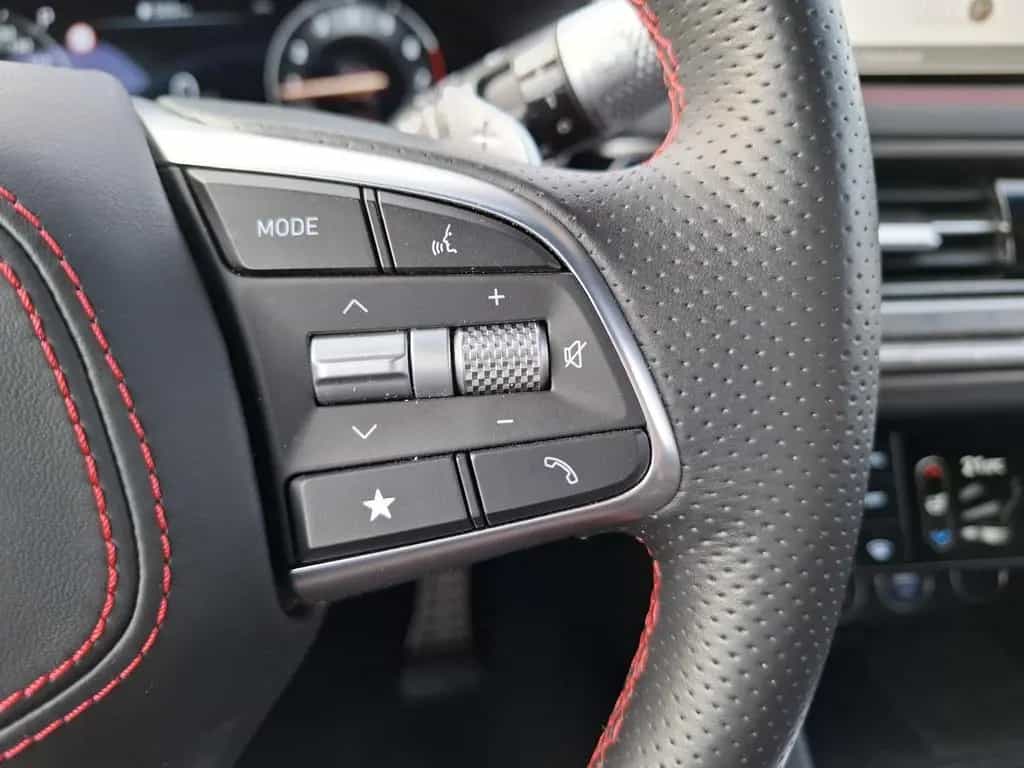 Genesis G70 GX8 Shooting Brake 2.0T AWD Sport 03/2024-photo-22