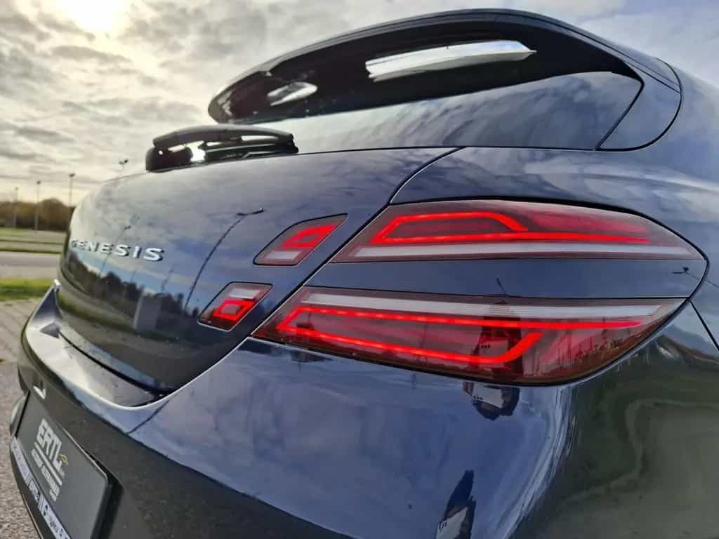 Genesis G70 GX8 Shooting Brake 2.0T AWD Sport 03/2024-photo-44