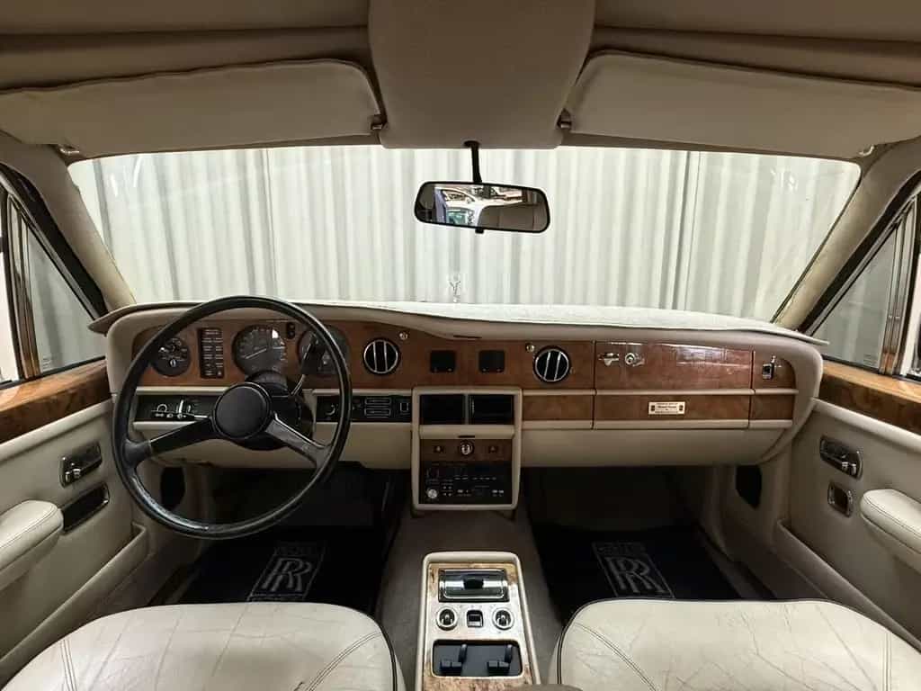 Rolls-Royce Silver Spirit 6.75 Liter V8 / nur 74.793 km / Ko 04/1987-photo-7