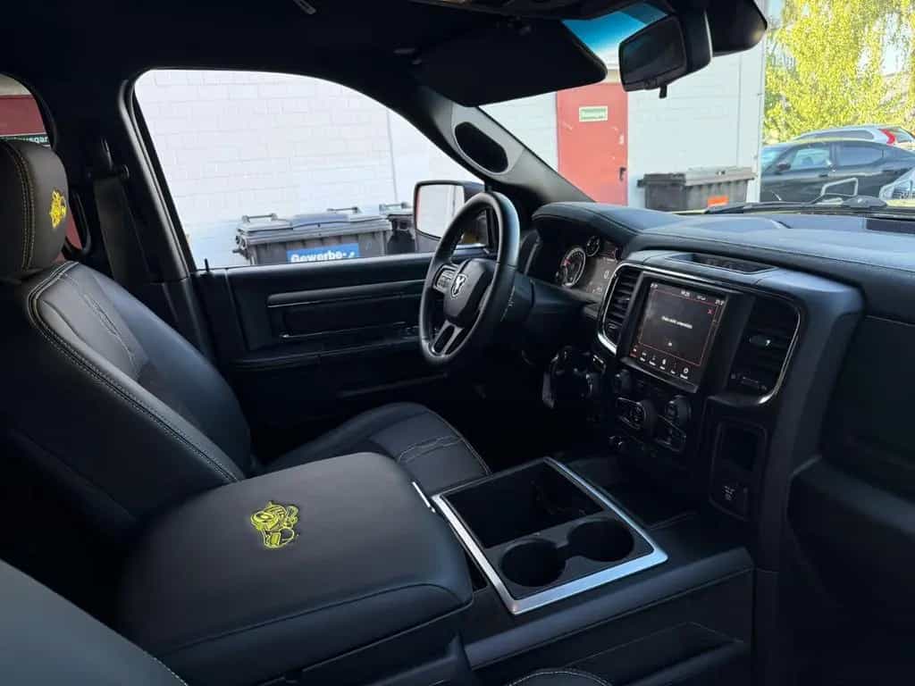 Dodge RAM 4x4 ,5.7 Hemi,Crew Cab, 06/2019-photo-9