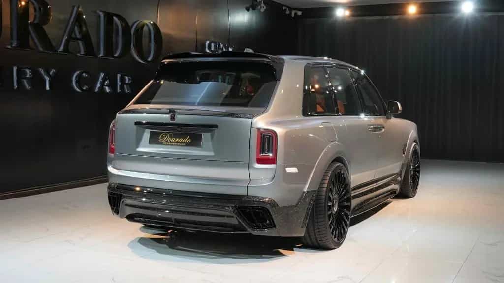 Rolls-Royce Cullinan Onyx Concept null-photo-19