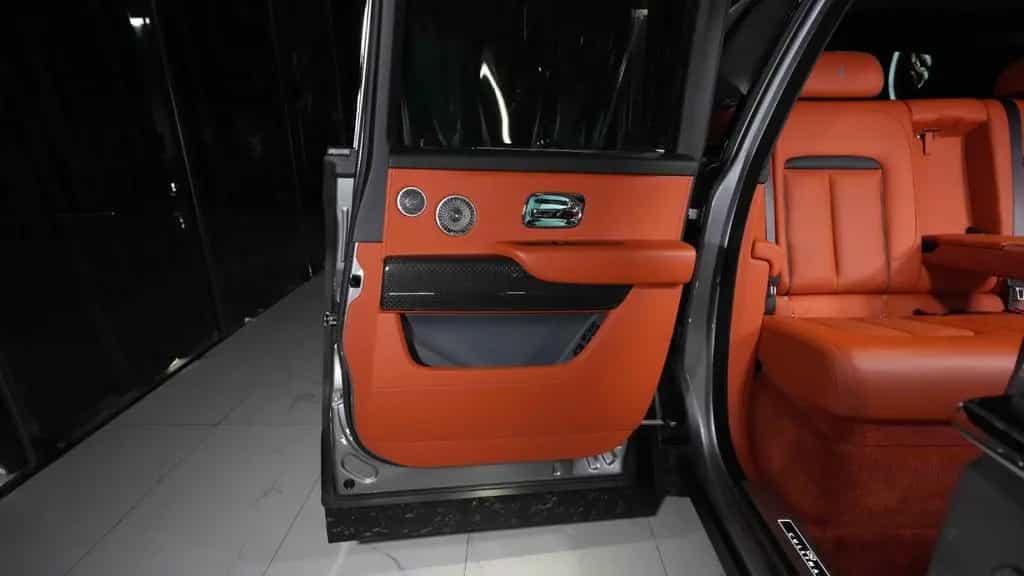 Rolls-Royce Cullinan Onyx Concept null-photo-31