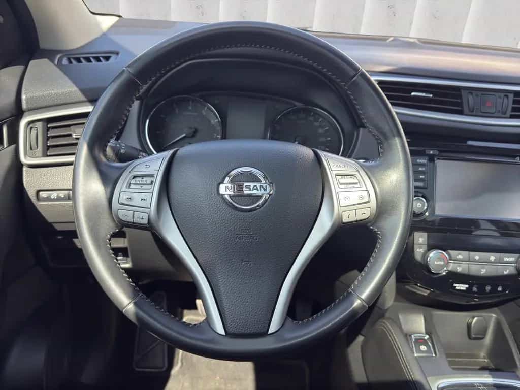 Nissan Qashqai Tekna*LED*CAM*NAVI*LEDER*AHK*ASSIST 06/2017-photo-15