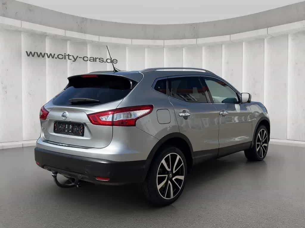Nissan Qashqai Tekna*LED*CAM*NAVI*LEDER*AHK*ASSIST 06/2017-photo-5