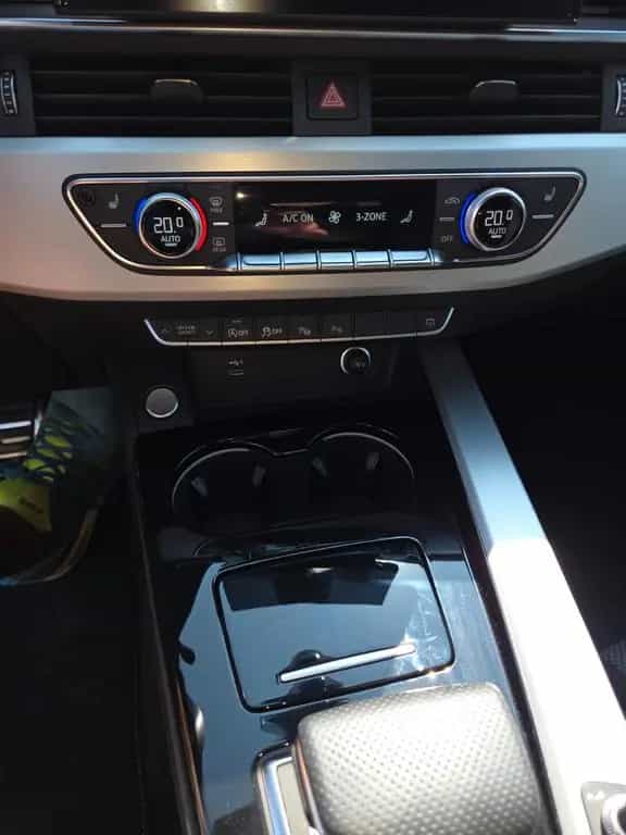 Audi A4 Avant 40 TDI S line Front-Heck Kamera, Memory 01/2022-photo-18