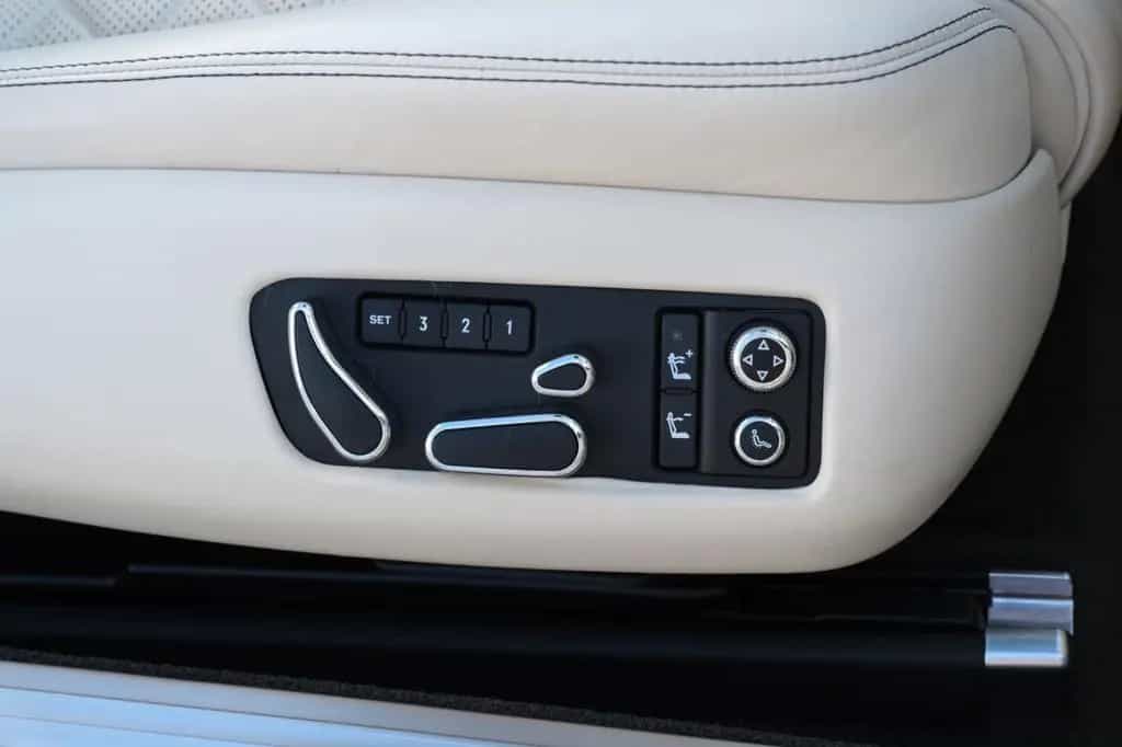 Bentley Continental GTC V8S*Mulliner*Massage*ACC*Sitzbel 07/2015-photo-29