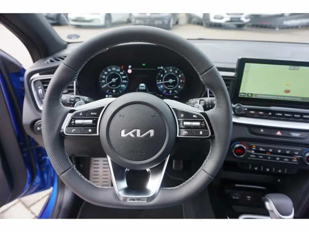 Kia Ceed_sw 1.5T 140 GT Line DCT7 AHK Navi Techn. AC 02/2026-photo-11