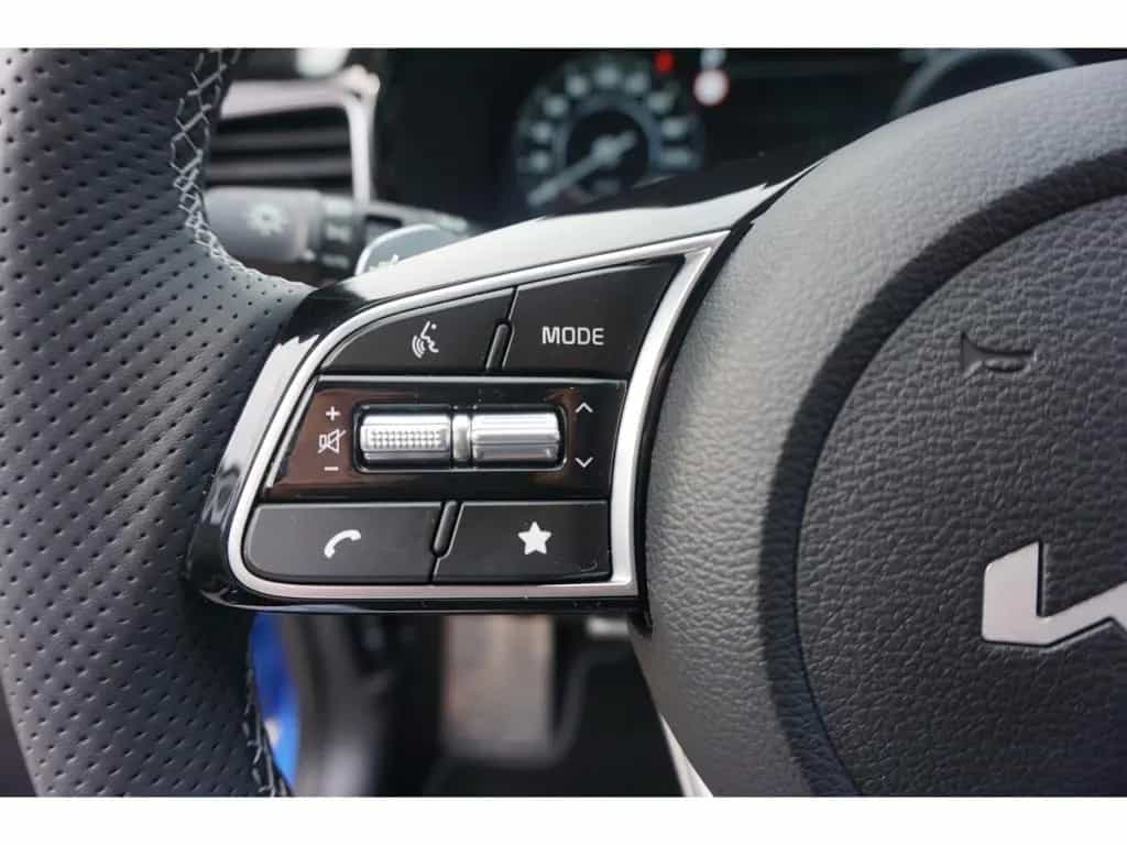 Kia Ceed_sw 1.5T 140 GT Line DCT7 AHK Navi Techn. AC 02/2026-photo-12